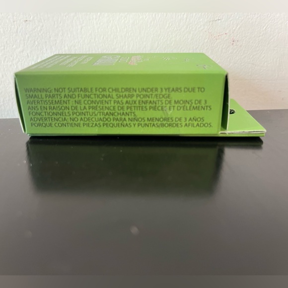 Loungefly Studio Ghibli Stained Glass of Princess Mononoke Kodama Portrait Pin - Picture 8 of 11